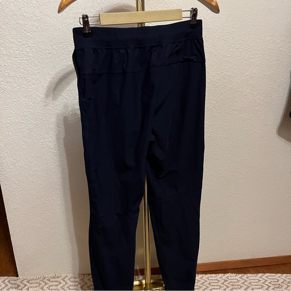 LULULEMON ~ Men’s ABC Warpstreme Joggers in True Navy Medium - Picture 9 of 16